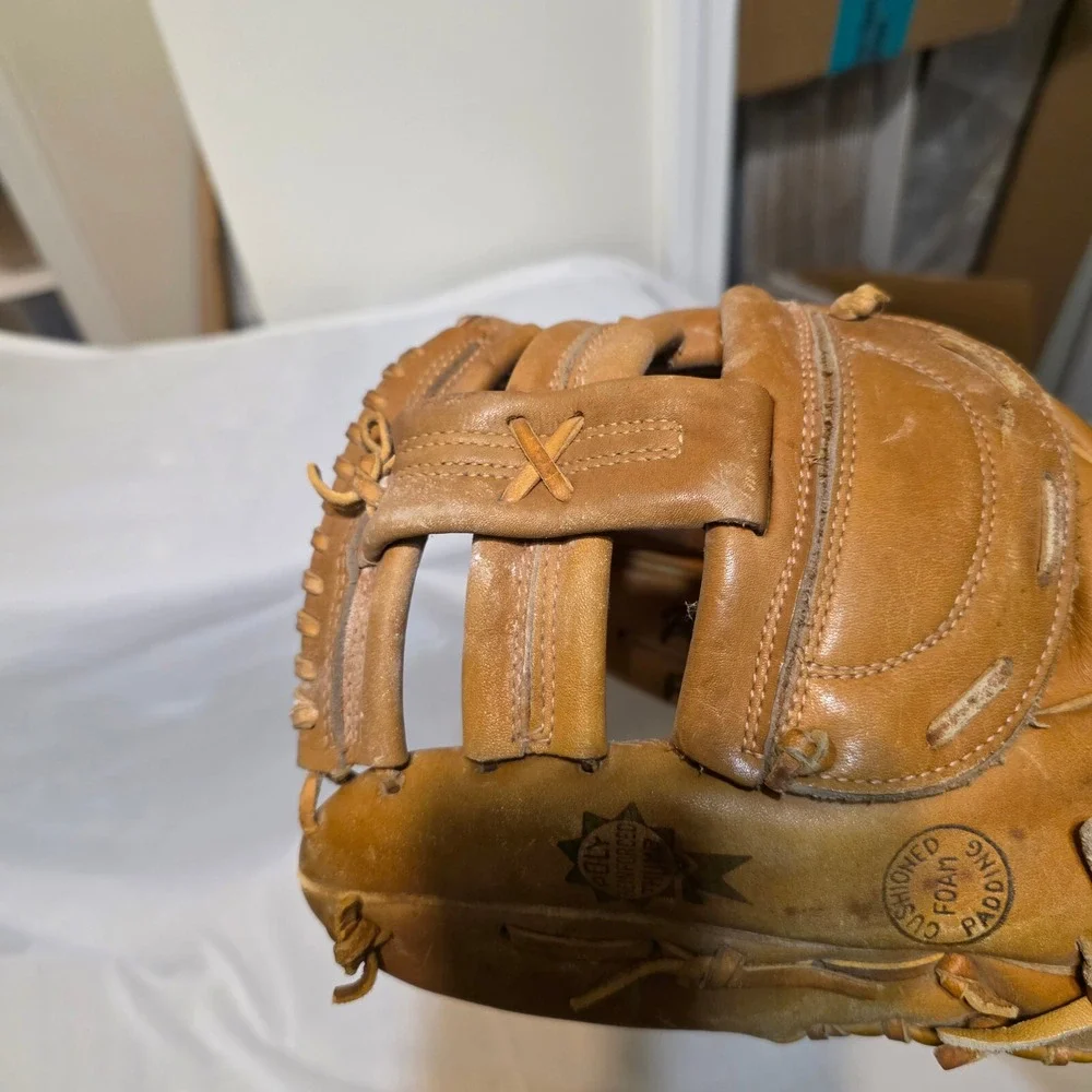 Diamond Master Steer Hide Professional Model Custom Built Baseball Glove S375AFR